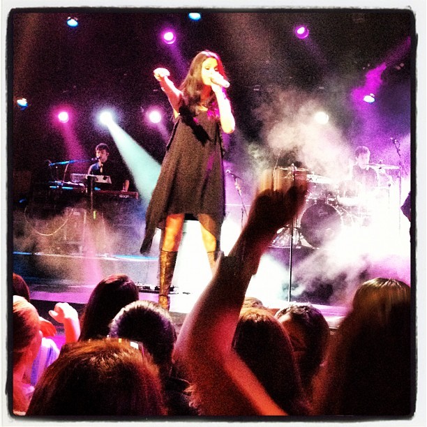 another picture of Selena performing