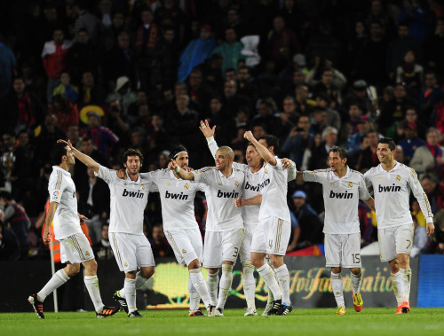 amistosa:

21 April 2012: Real Madrid celebrates.
