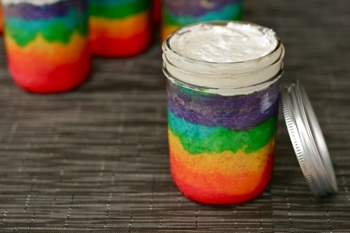 Rainbow Cake in a Jar! http://offthemeathook.com/2011/05/how-to-super-duper-rainbow-cakes-in-a-jar/