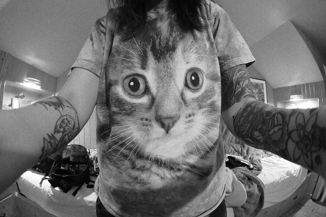 keep-calm-n-get-inked: halle needs this shirt 